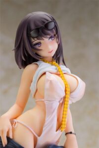 Descubre el apasionante mundo de Figura Hentai Kekemotsu Toshiue Kanojo 27 cm.