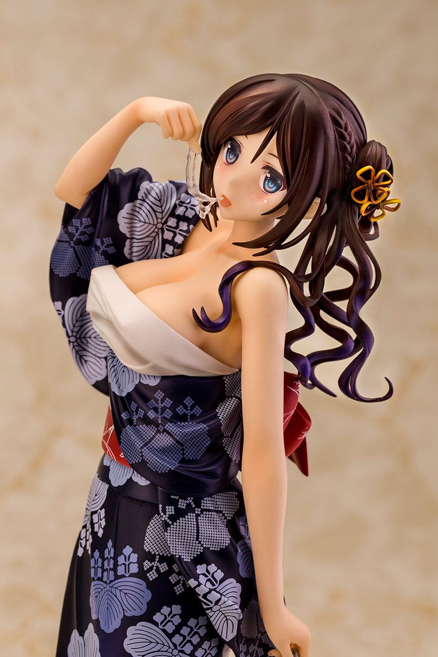 Descubre el apasionante mundo de Figura Hentai Satsuki Amamiya Illustration 27 cm.