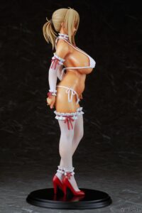 Descubre el apasionante mundo de Figura Hentai Sisters Last Day of Summer Akiko 30 cm.