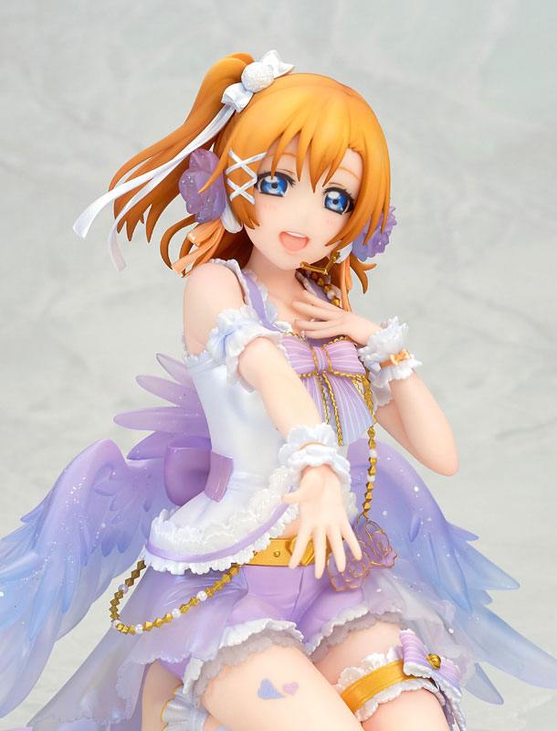 Descubre el apasionante mundo de Figura Honoka Kosaka Love Live!.