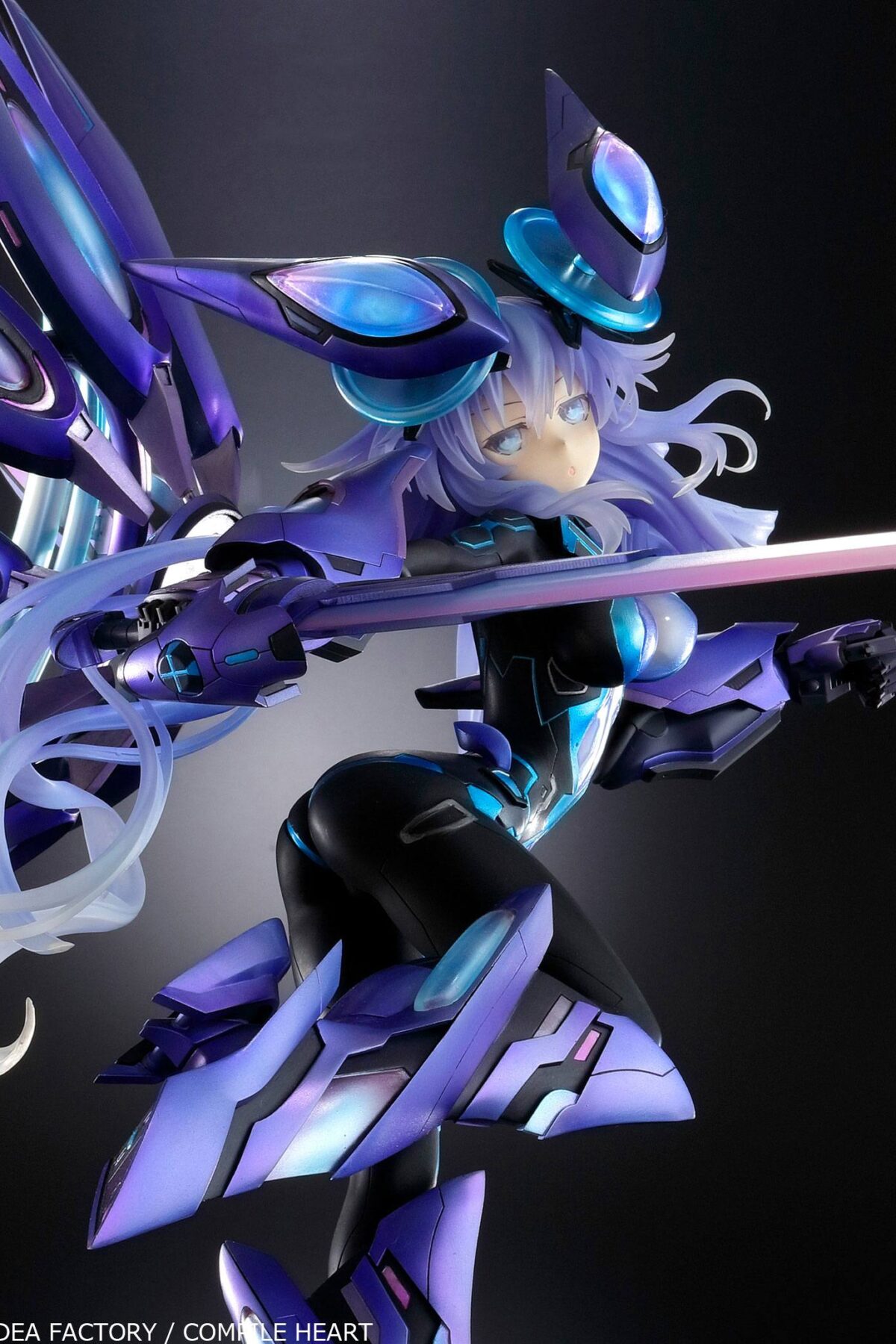 Descubre el apasionante mundo de Figura Megadimension Neptunia VII Next Purple.