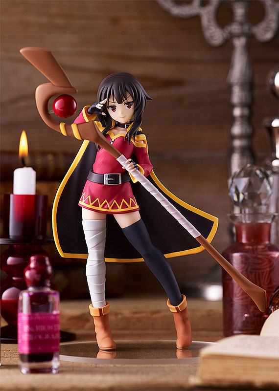 Descubre el apasionante mundo de Figura KonoSuba Legend of Crimson Megumin.