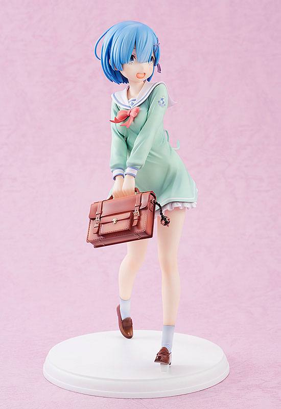 Descubre el apasionante mundo de Figura Re ZERO Starting Life in Another World Rem High School 23 cm.