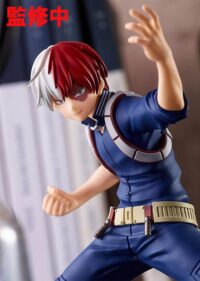 Descubre el apasionante mundo de Figura Shoto Todoroki Hero Costume.