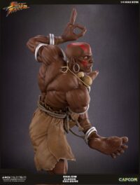 Descubre el apasionante mundo de Figura Street Fighter V Ultra Dhalsim.