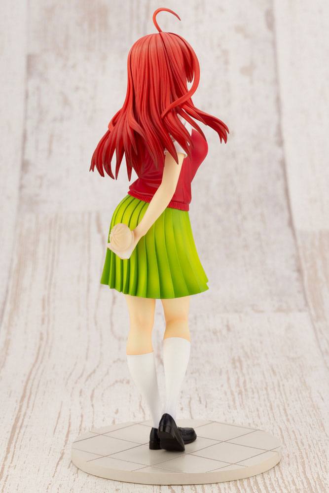Descubre el apasionante mundo de Figura The Quintessential Quintuplets Itsuki.