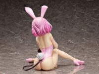 Descubre el apasionante mundo de Figura To Love-Ru Darkness Bare Leg Bunny Momo.