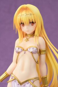 Descubre el apasionante mundo de Figura To Love-Ru Darkness Konjiki no Yami.
