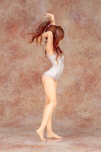 Descubre el apasionante mundo de Figura To Love-Ru Darkness Mikan White Swimsuit.