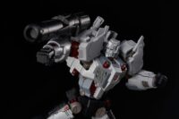 Descubre el apasionante mundo de Figura Transformers Furai Model Kit Megatron IDW Autobot.