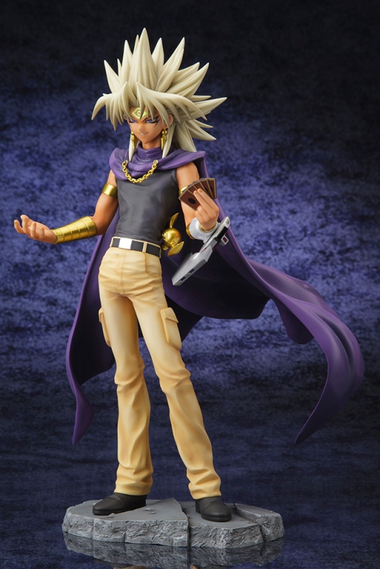 Descubre el apasionante mundo de Figura Yami Marik Yu-Gi-Oh!.