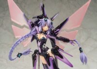 Descubre el apasionante mundo de Hyperdimension Neptunia Figura Purple Heart 35 cm.