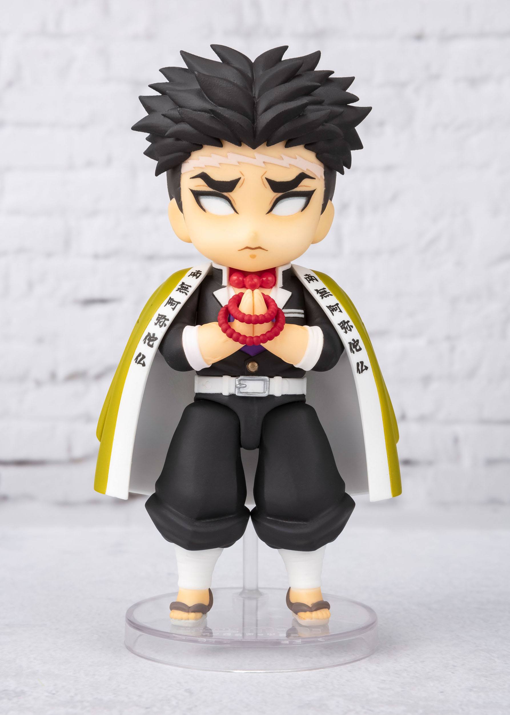 Descubre el apasionante mundo de Figura Himejima Gyomei Demon Slayer 10cm.