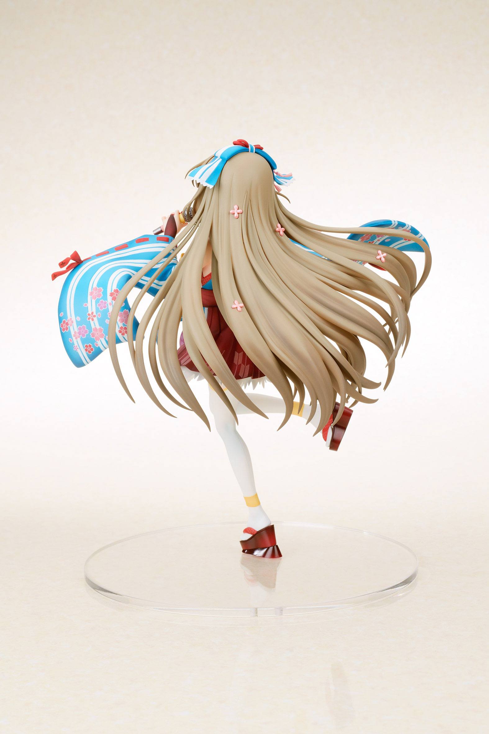 Descubre el apasionante mundo de Estatua Cinderella Girls Yoshino Yorita.