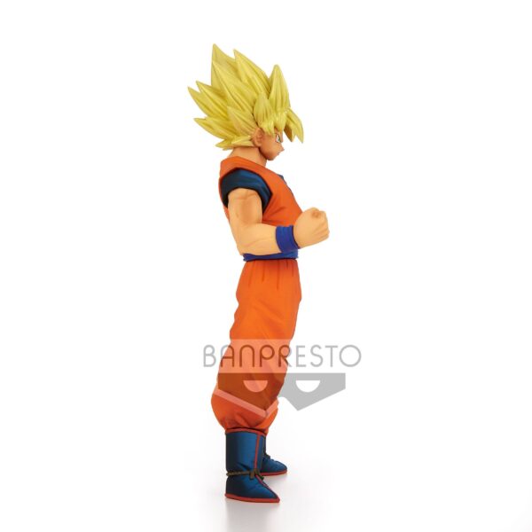 Descubre el apasionante mundo de Estatua Burning Fighters Son Goku.