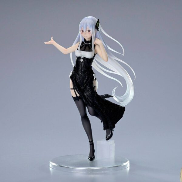 Descubre el apasionante mundo de Estatua Coreful Echidna Mandarin.