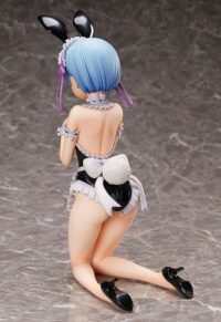 Descubre el apasionante mundo de Estatua Rem Bare Leg Bunny.