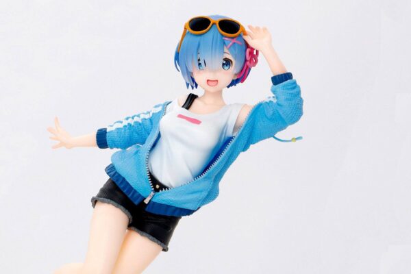 Descubre el apasionante mundo de Estatua Rem Sporty Summer.