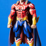 Descubre el apasionante mundo de Figura All Might Silver Age Standard.