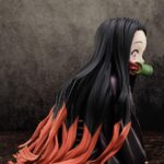 Descubre el apasionante mundo de Estatua Big Size Nezuko in a Box.