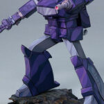 Descubre el apasionante mundo de Estatua Classic Scale Shockwave.