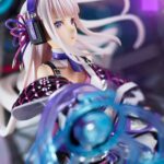 Descubre el apasionante mundo de Estatua Emilia Neon City.