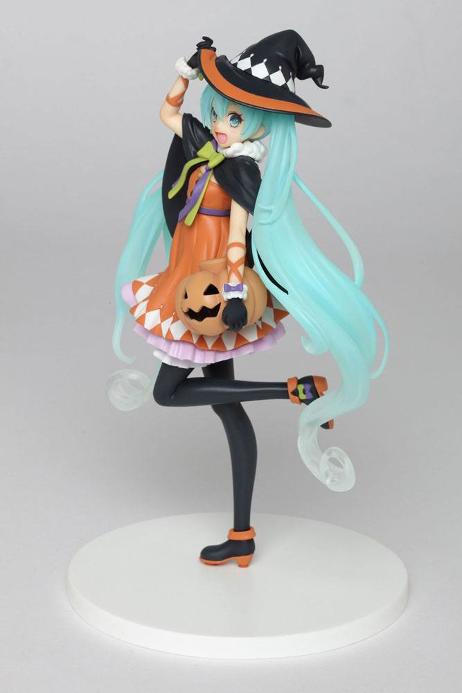 Descubre el apasionante mundo de Estatua Hatsune Miku 2nd Season Autumn.