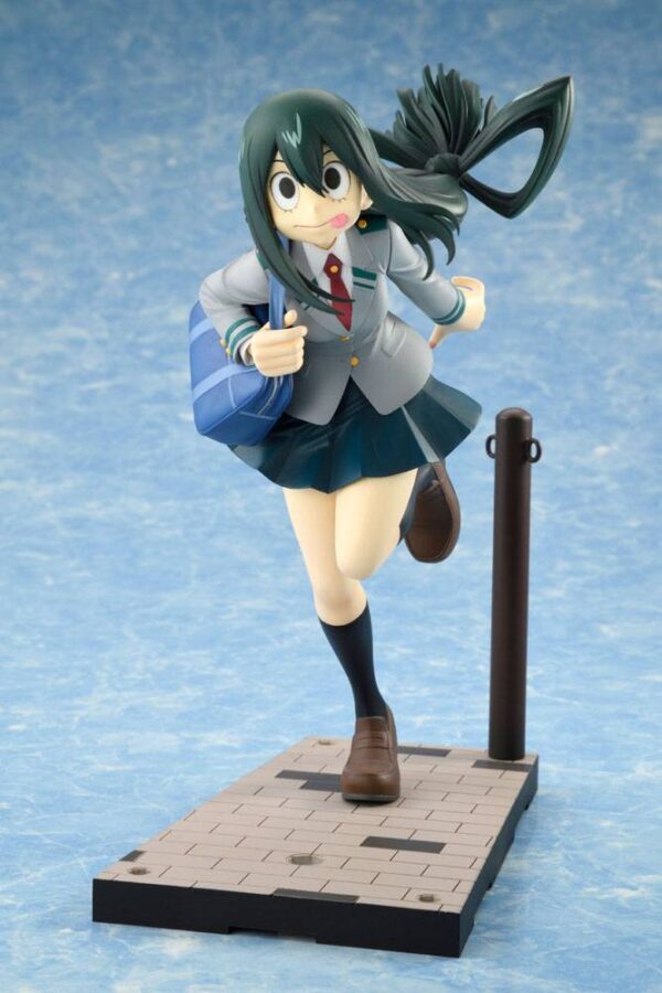 Estatua Konekore Tsuyu Asui Uniform