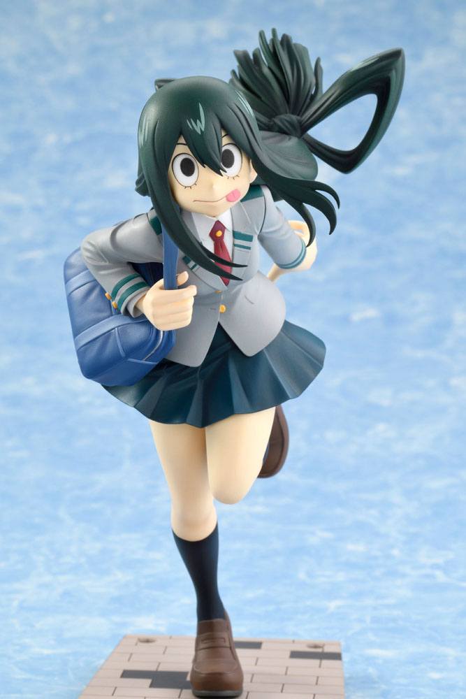 Descubre el apasionante mundo de Estatua Konekore Tsuyu Asui Uniform.
