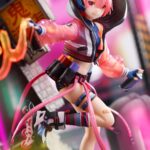 Descubre el apasionante mundo de Estatua Ram Neon City.