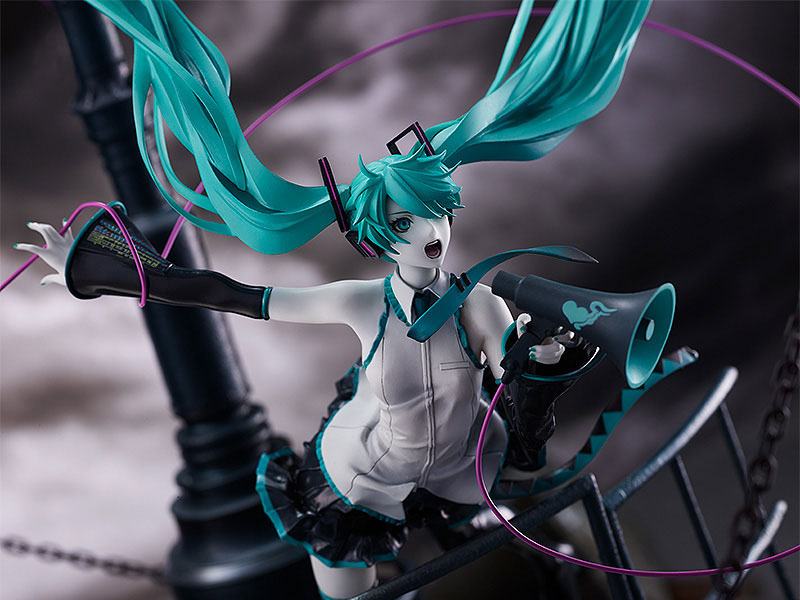 Descubre el apasionante mundo de Figura Miku Hatsune Love is War.