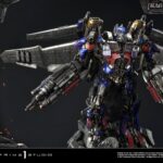 Descubre el apasionante mundo de Estatua Jetwing Optimus Prime Bonus Version.