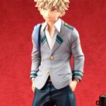 Descubre el apasionante mundo de Estatua Academy Katsuki Bakugo Uniform.