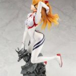 Descubre el apasionante mundo de Estatua Asuka Shikinami Langley White Plugsuit.