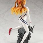 Descubre el apasionante mundo de Estatua Asuka Shikinami Langley White Plugsuit.