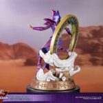 Descubre el apasionante mundo de Estatua Dark Magician Purple Version.