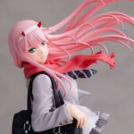Descubre el apasionante mundo de Estatua Zero Two School Uniform.