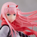 Descubre el apasionante mundo de Estatua Zero Two School Uniform.