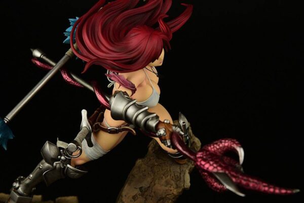 Descubre el apasionante mundo de Estatua Erza Scarlet the Knight Refine.
