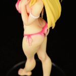 Descubre el apasionante mundo de Estatua Lucy Swimsuit Heart Max Cute.