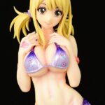 Descubre el apasionante mundo de Estatua Lucy Swimsuit Heart Twin Tail.