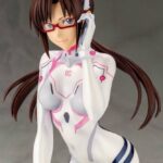 Descubre el apasionante mundo de Estatua Mari Makinami Illustrious White Plugsuit.