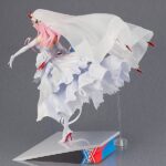 Descubre el apasionante mundo de Estatua Zero Two For My Darling.