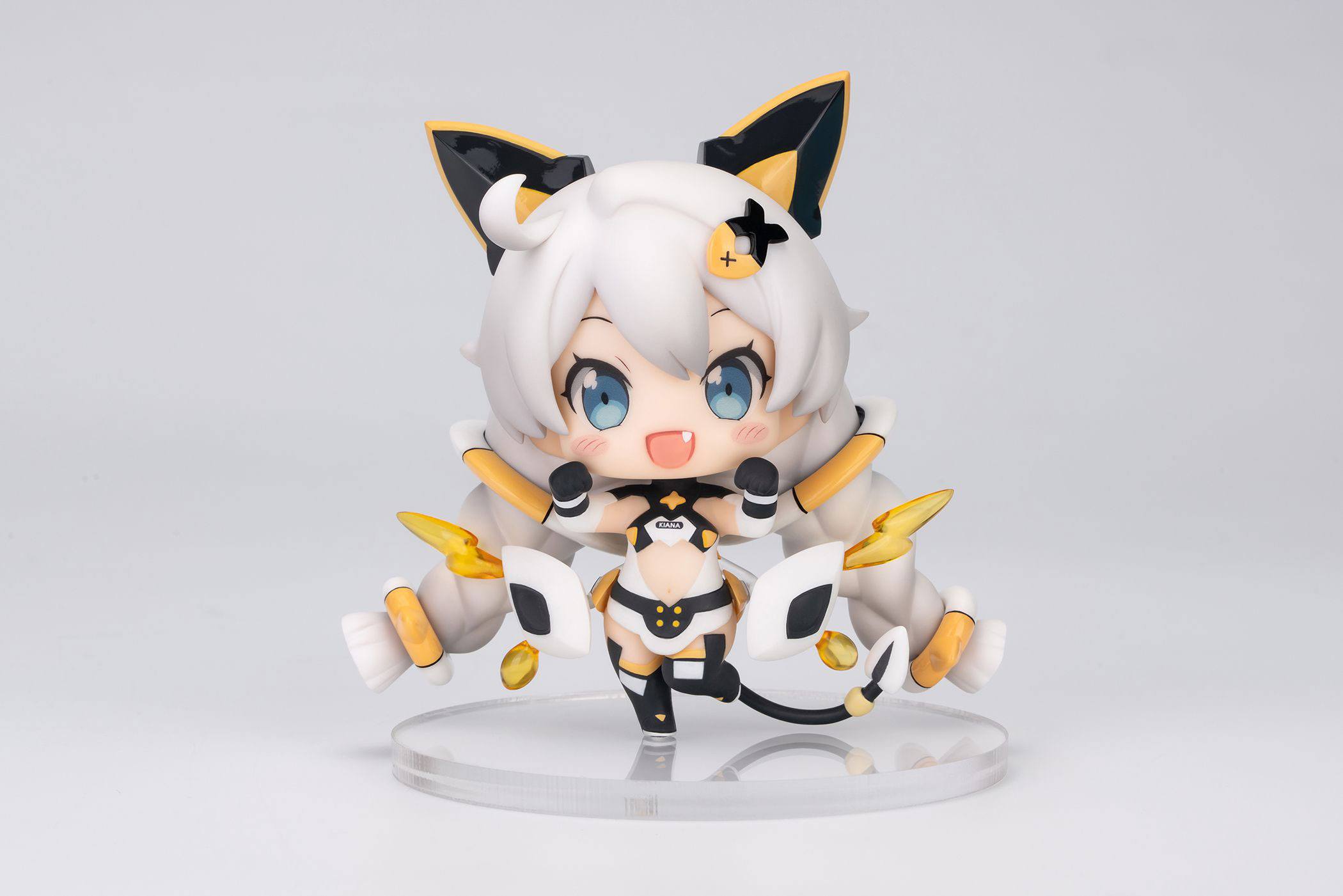 Descubre el apasionante mundo de Estatua Adteroid Series Kiana Bastets Secret.