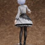 Descubre el apasionante mundo de Estatua Detective is Already Dead Siesta.