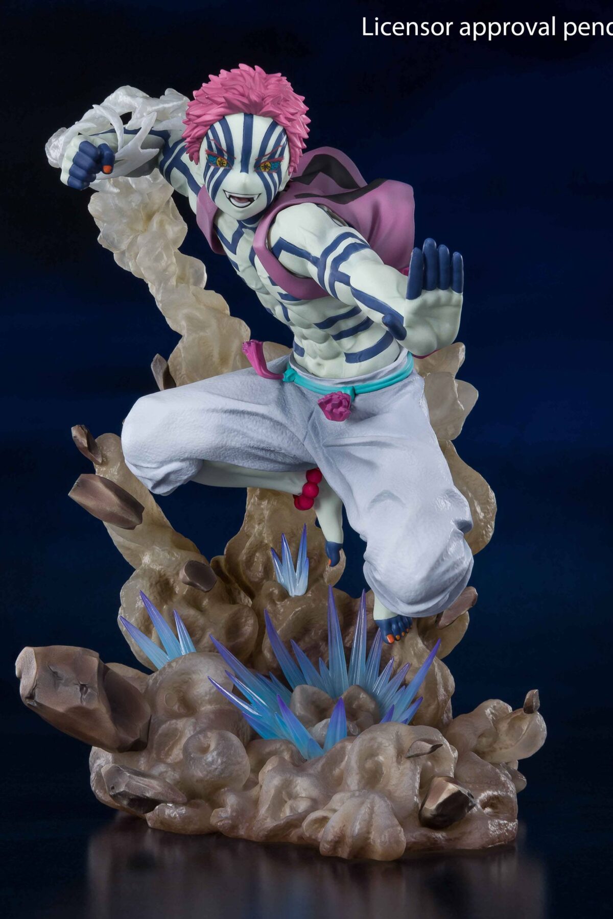 Estatua FiguartsZERO Akaza Upper Tree