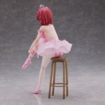Descubre el apasionante mundo de Estatua Flamingo Ballet Red Hair Girl.