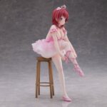 Descubre el apasionante mundo de Estatua Flamingo Ballet Red Hair Girl.