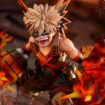 Descubre el apasionante mundo de Estatua Katsuki Bakugo Takara Tomy.