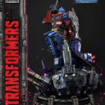 Descubre el apasionante mundo de Estatua Optimus Prime Ultimate Version.